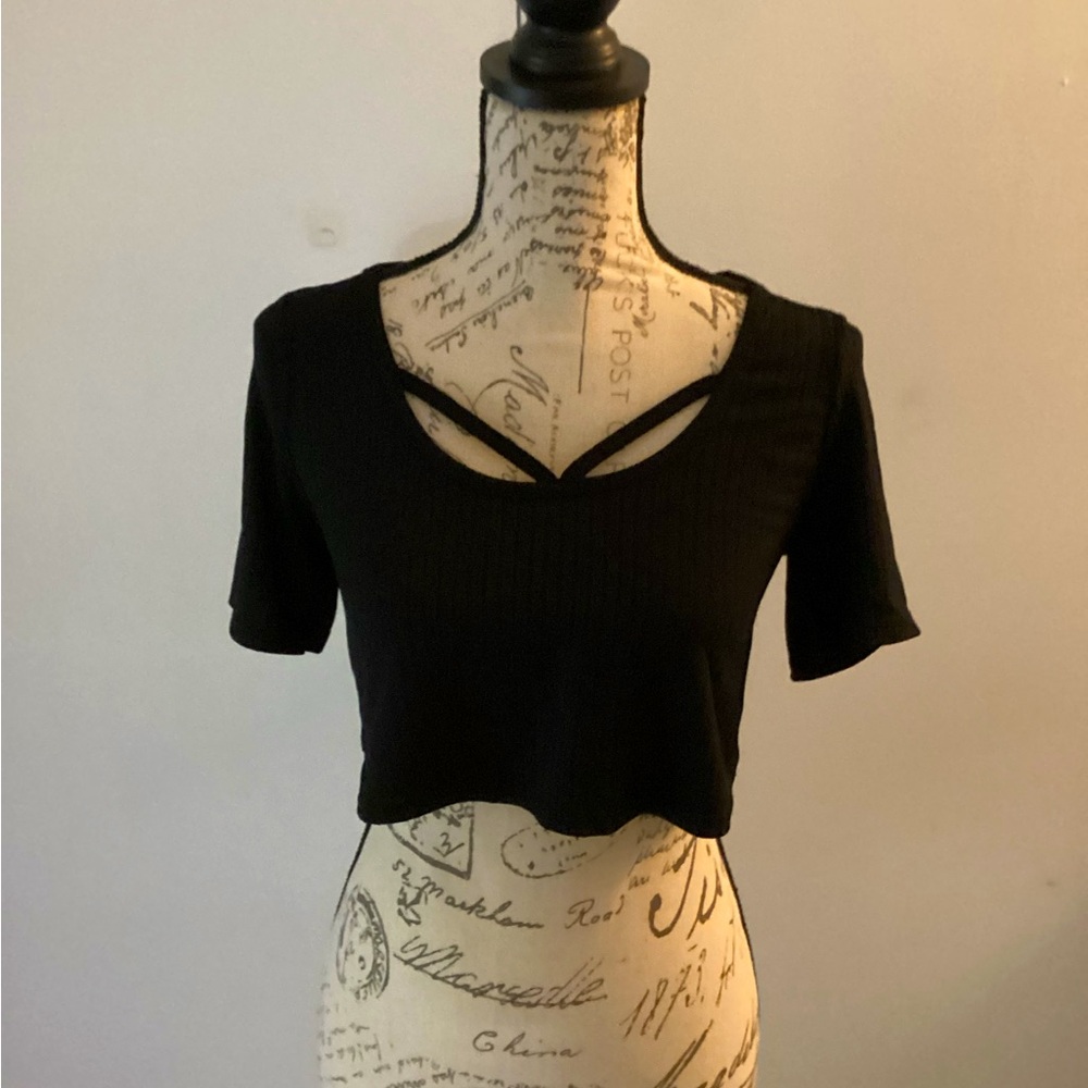 Nasty Gal Ribbed Black Knit Cropped Tee Size US 4 (S)